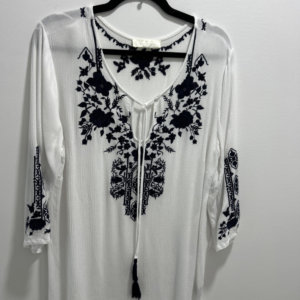 Piarossini Women's L Peasant White blouse‎ Navy Floral Embroidered Tassel Light